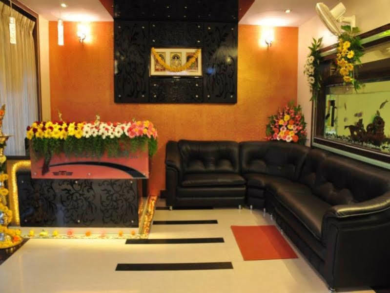 7 Hills Inn Tirupati Bagian luar foto