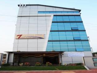 7 Hills Inn Tirupati Bagian luar foto
